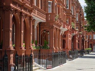 ザ アパートメンツ バイ ザ スローン クラブ