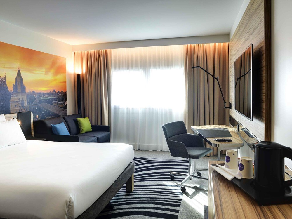 ノボテル パリ 14 ポルト ドルレアン