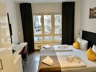 アルファ ホテル