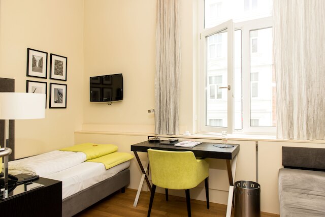 ハンバーガー ホーフ ホテル