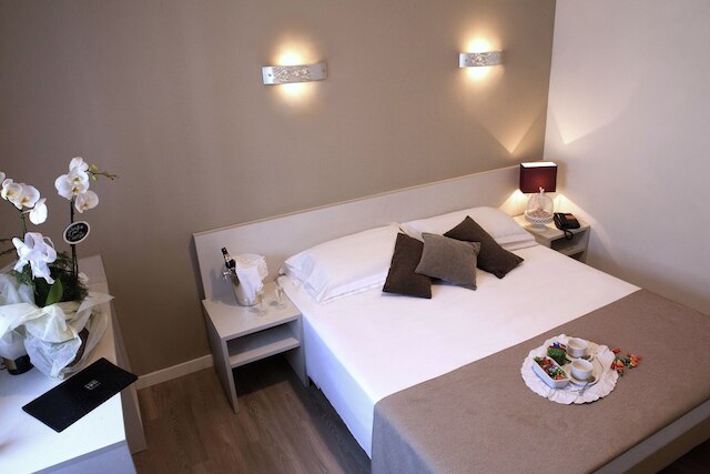 ホテル メンニーニ