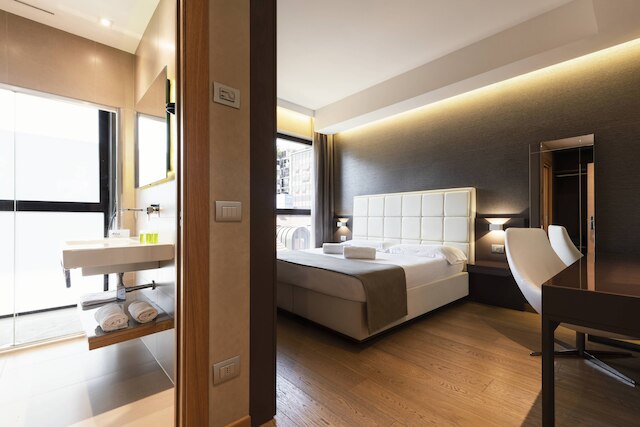 モキンバ ホテルズ バヴィエラ