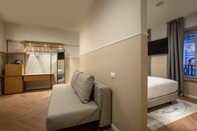 コスモポリタ ホテル ローマ タペストリー コレクション バイ ヒルトン