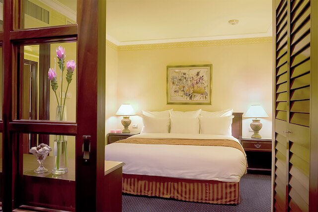 ルネッサンス テル アビブ