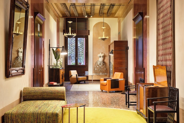 カピザーニ ホテル