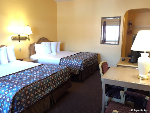 アナハイム ディスカバリー イン & スイーツ