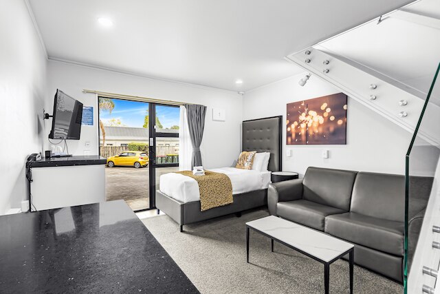 オークランド エアポート モーテル