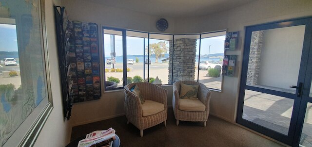 セイルズ オン ザ レイク