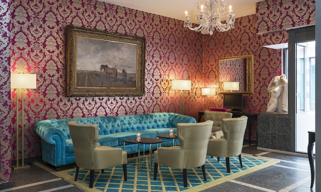 トーン ホテル セシル