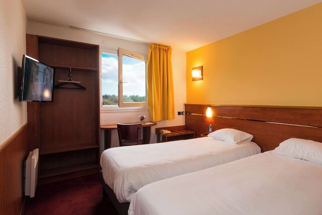 ブリット ホテル レンヌ セッソン - ル フロレアル