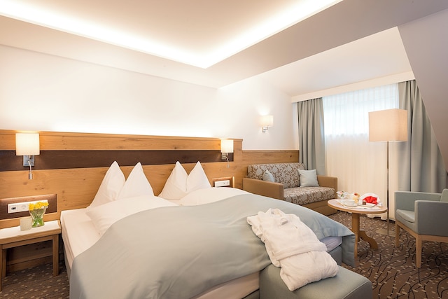 ロマンティック ホテル ディー ガースベルク アルム ミット パノラマブリック アウフ ザルツブルク