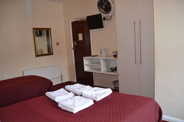 ハイド パーク コート ホテル