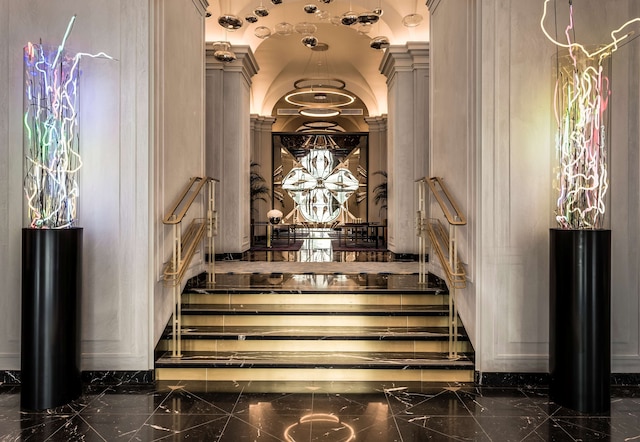 ラッフルズ オイロペスキー ワルシャワ