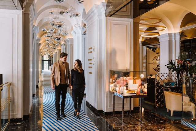 ラッフルズ オイロペスキー ワルシャワ