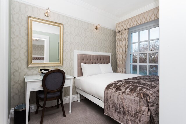 ストートンズ オン ザ グリーン