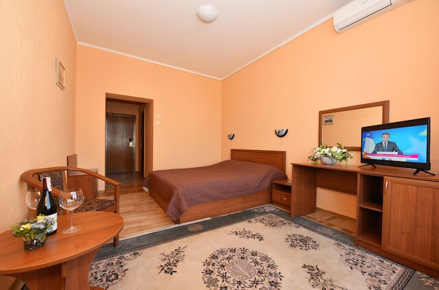 ホテル ドニプロ