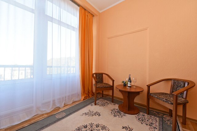 ホテル ドニプロ