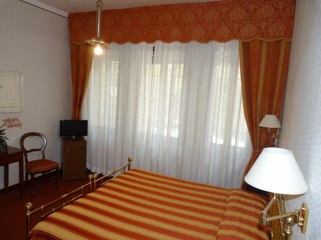 ホテル ラ メリディアーナ