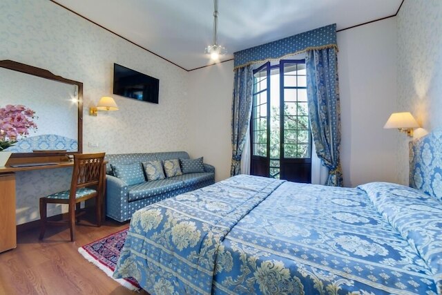 ホテル ラ メリディアーナ