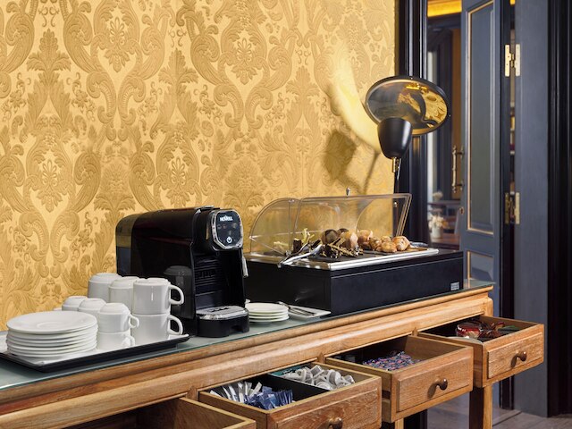 H10 カタルーニャ プラザ ブティック ホテル