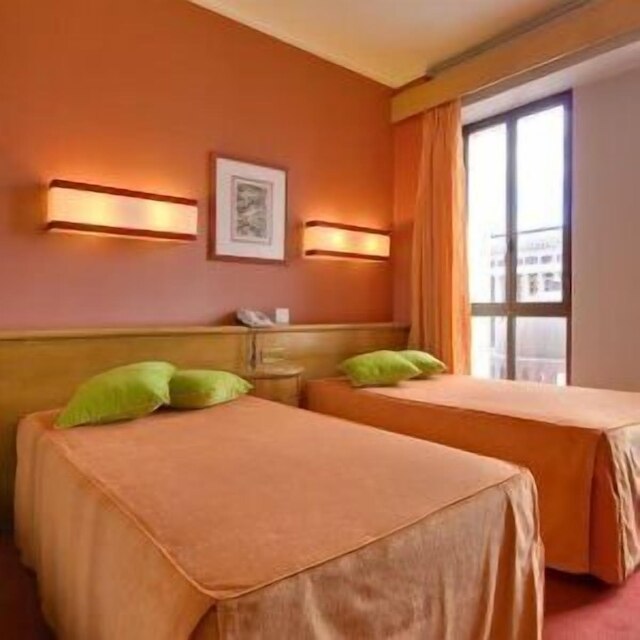 ホテル アリフ カンポ ペケーノ