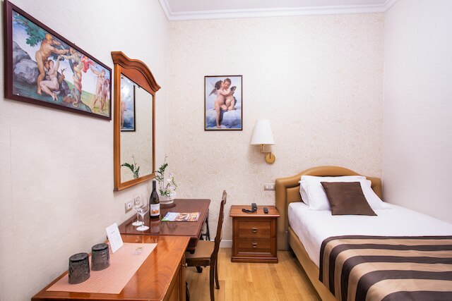 ホテル ピアッツァ ディ スパーニャ