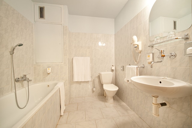 ホテル ヘンリエッタ