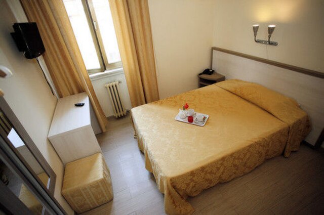 ホテル アドラー