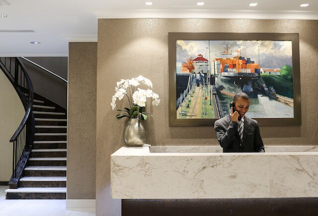 ジ エグゼクティブ ホテル