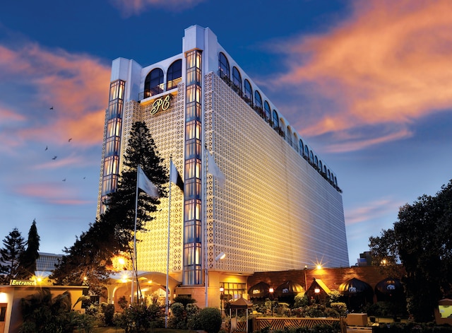 パール コンチネンタル カラチ