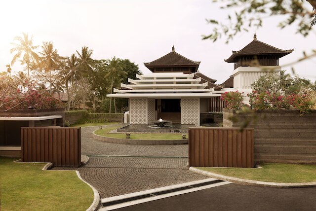 カマンダルウブド