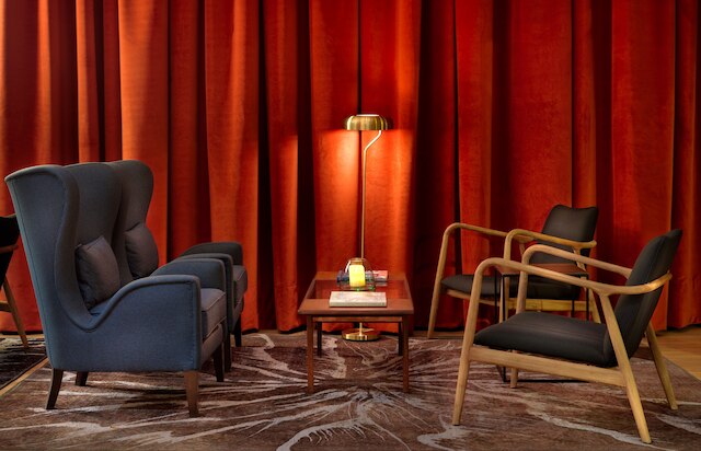 H10 プエルタ デ アルカラ 4* Sup