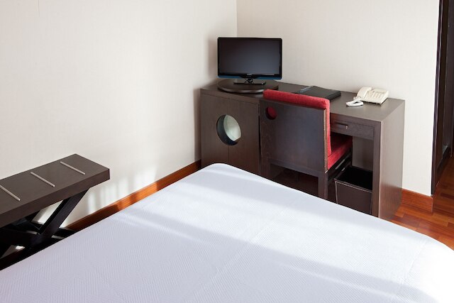 NH バルセロナ レス コルツ