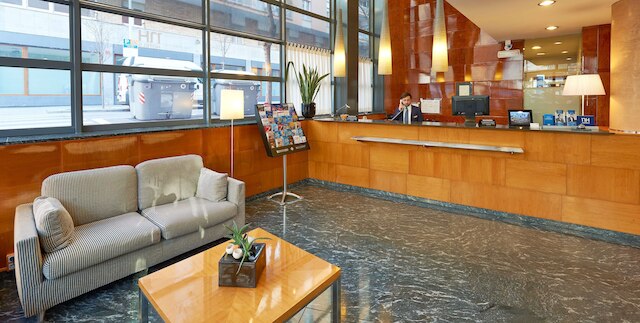 NH バルセロナ エンテンザ