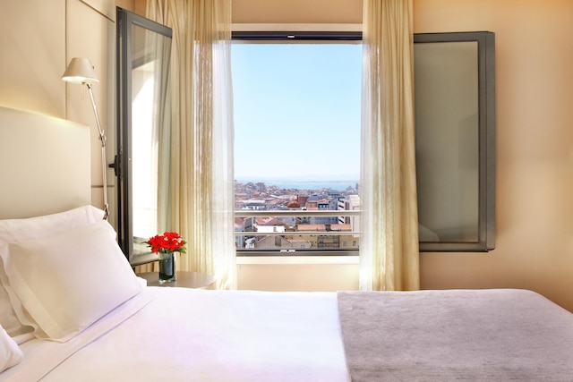 NH コレクション リスボン リベルダーデ