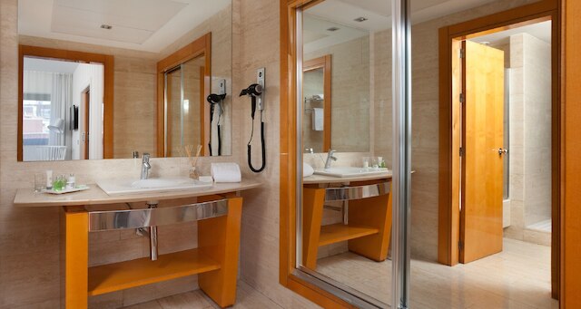 NH マドリッド ベンタス