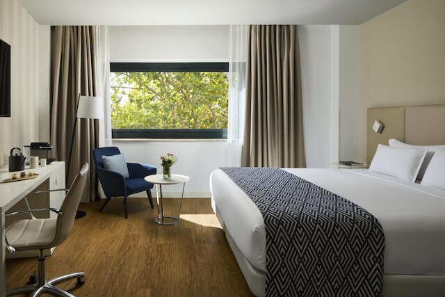 NH マドリッド ベンタス