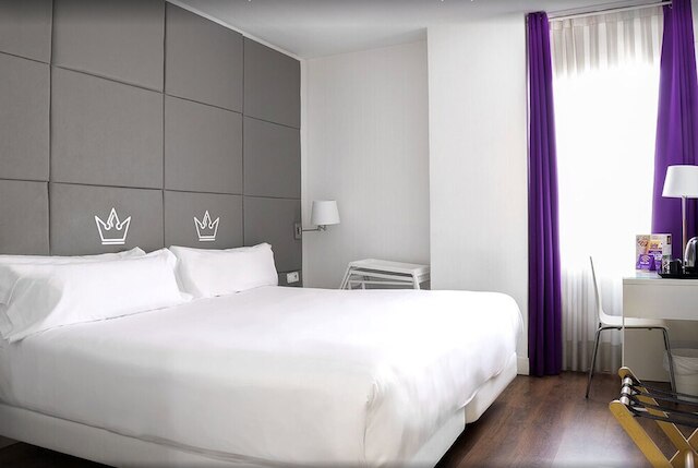 エラセ ウン ホテル