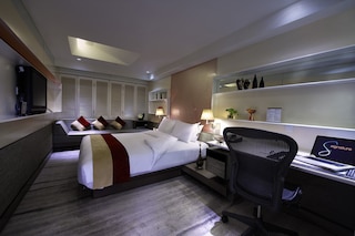 チャーターハウス コーズウェイ ベイ (銅鑼湾利景酒店)