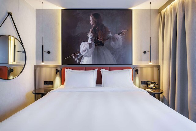 ラディソン レッド ベルリン クダム