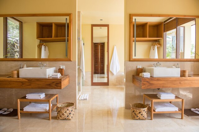 コマネカアットタンガユダ