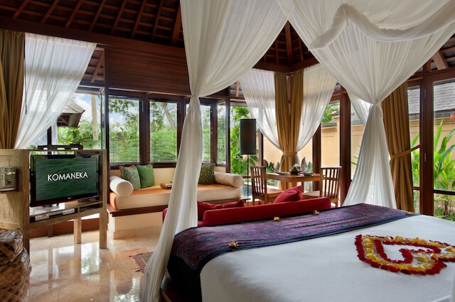 コマネカアットタンガユダ