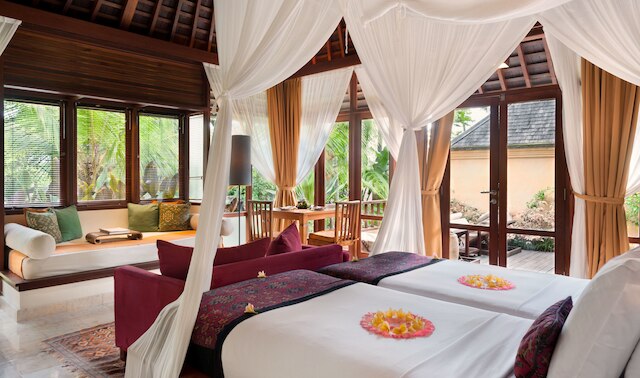 コマネカアットタンガユダ