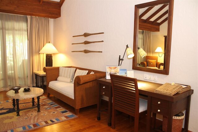 ザ オベロイ ビーチ  リゾート ロンボク