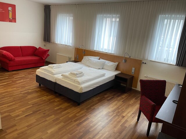 エデン ホテル フリュー アム ドム