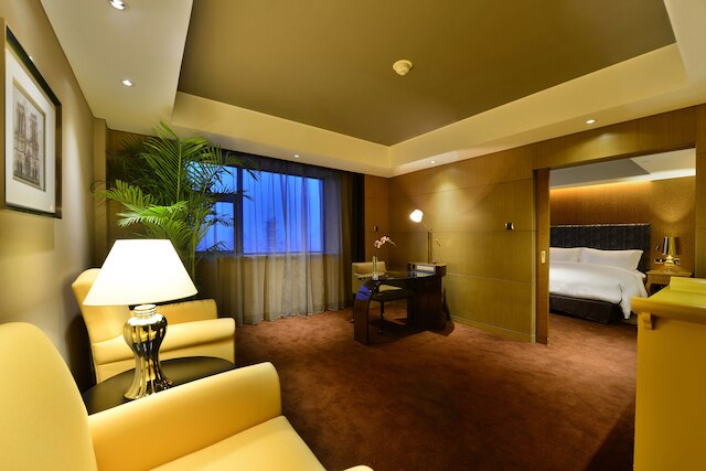 ソフィテル鄭州インターナショナル (郑州索菲特国际饭店)