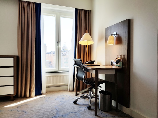 ヒルトン ストックホルム スルッセン