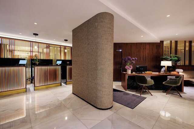 メリア ホワイト ハウス ホテル