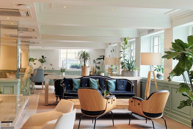 メリア ホワイト ハウス ホテル