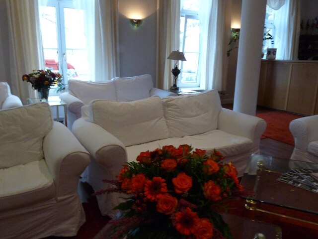 ホテル コモドア